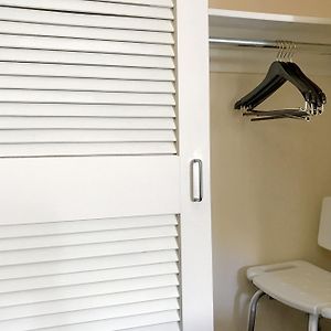 Superior King Room Accessible